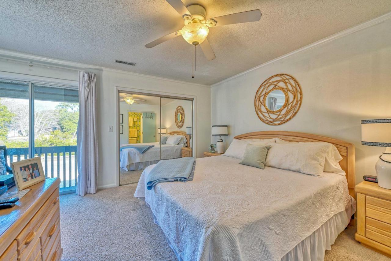 Myrtle Beach Abode With Seasonal Pool And Lake View! Exterior photo