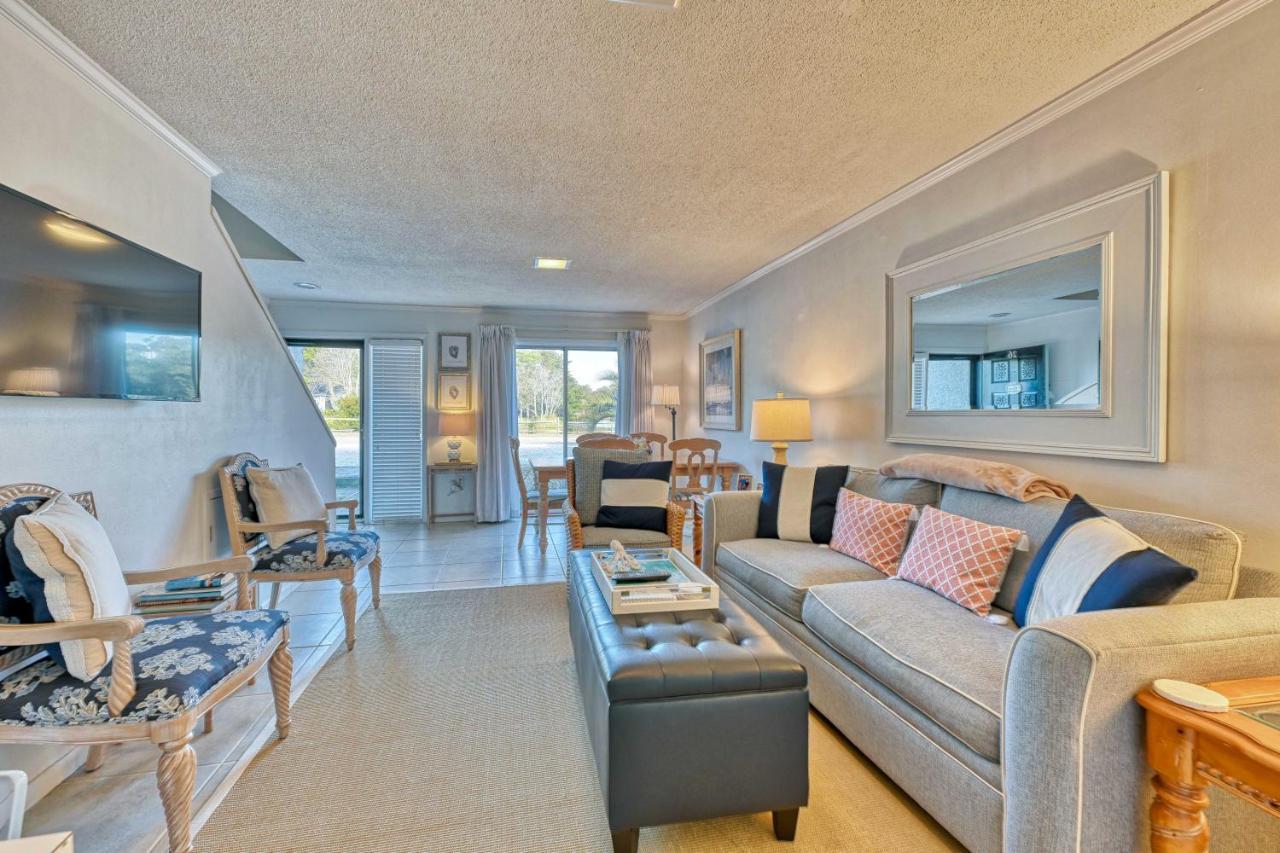Myrtle Beach Abode With Seasonal Pool And Lake View! Exterior photo