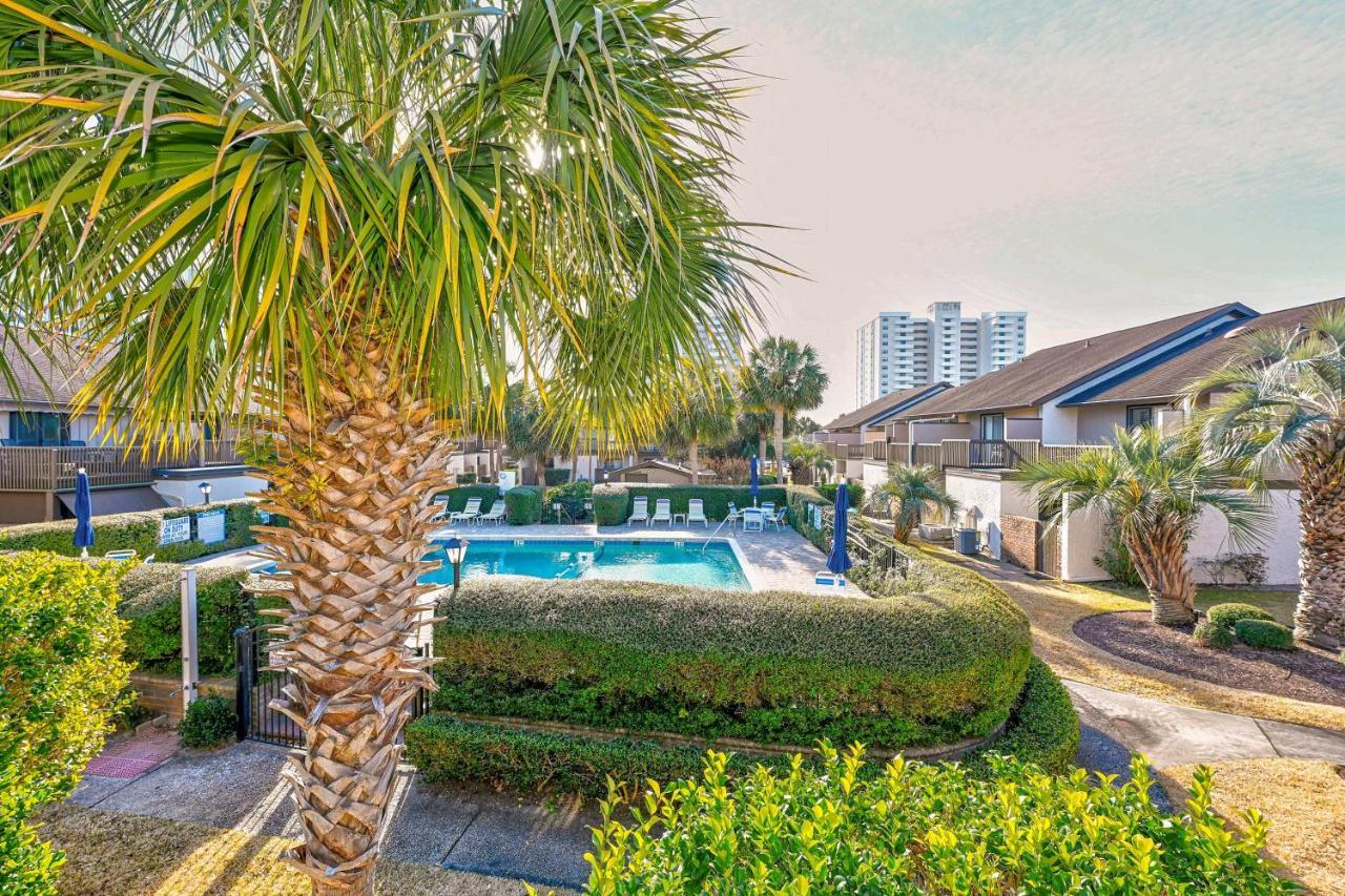Myrtle Beach Abode With Seasonal Pool And Lake View! Exterior photo