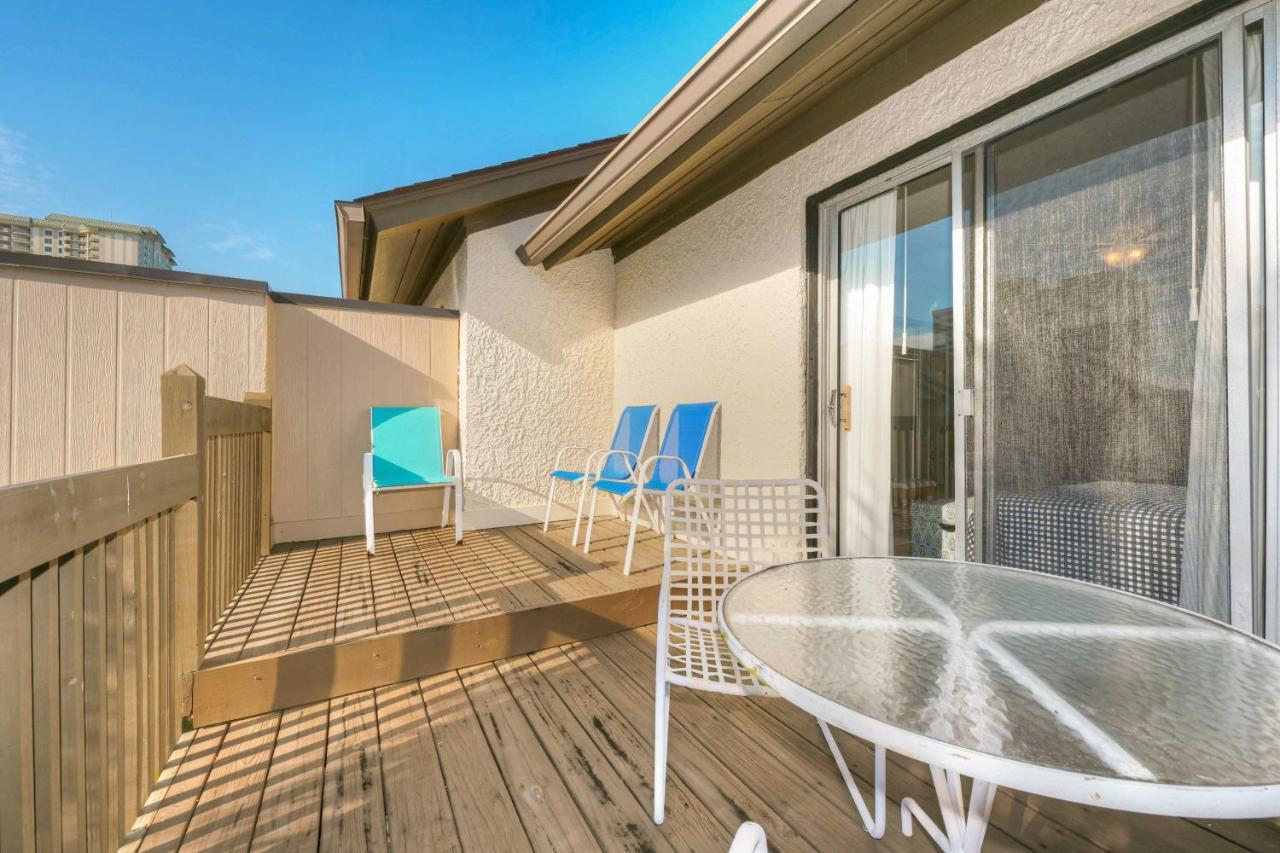 Myrtle Beach Abode With Seasonal Pool And Lake View! Exterior photo